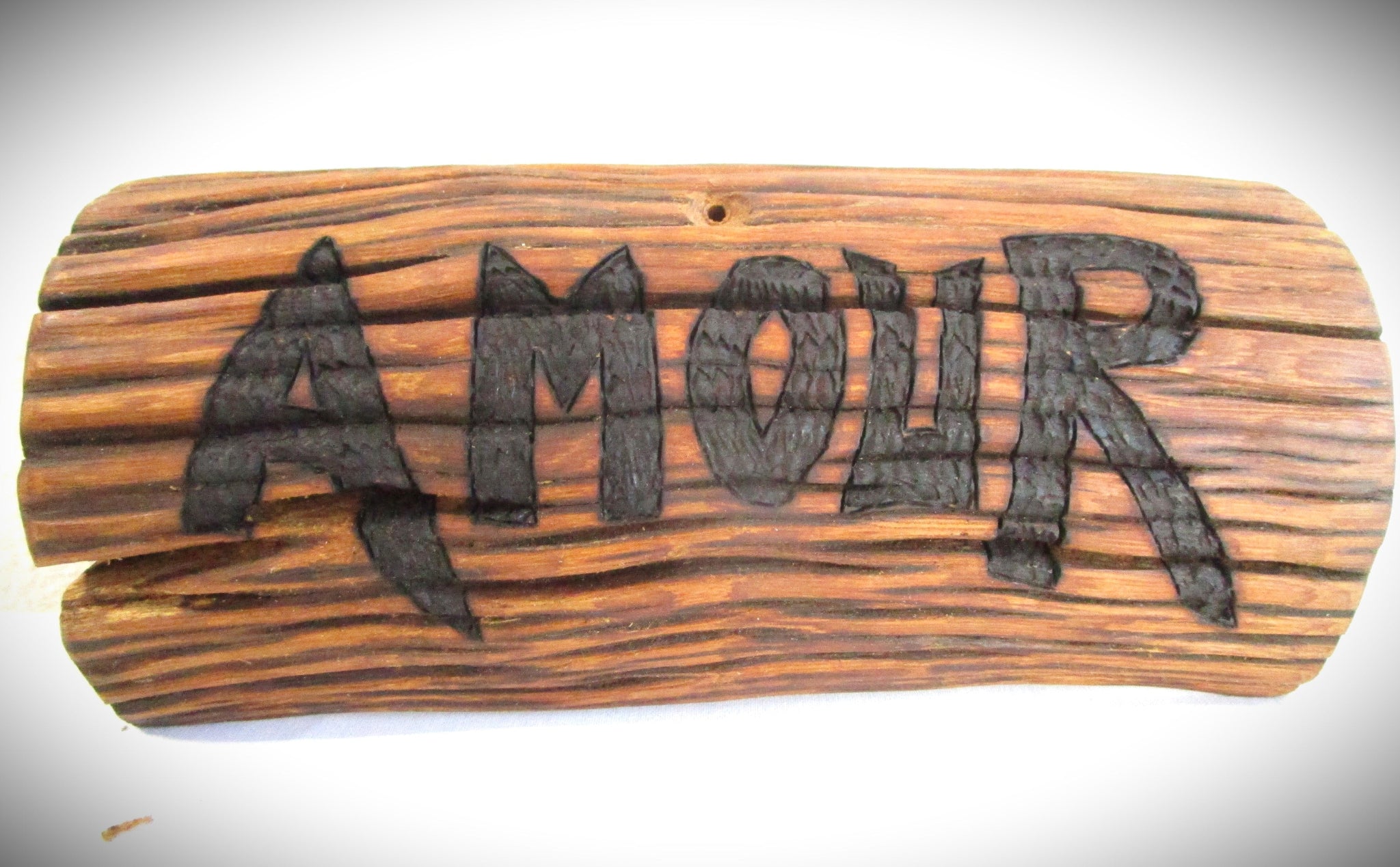 Panneau décoration pyrogravé "Amour"