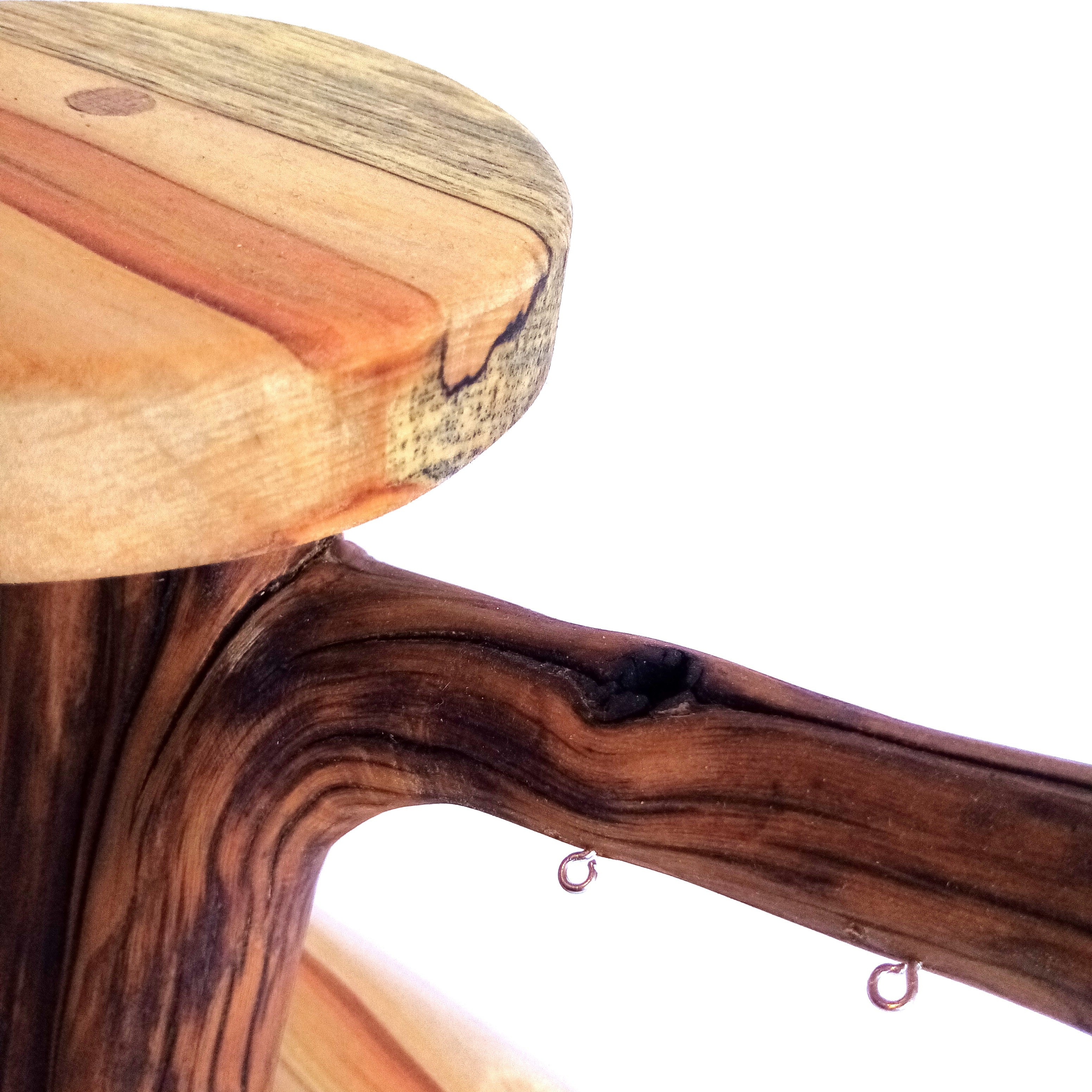 Porte boucles d'oreilles sur pied - 21 attaches- Largeur 76cm - Hauteur MAX 35cm