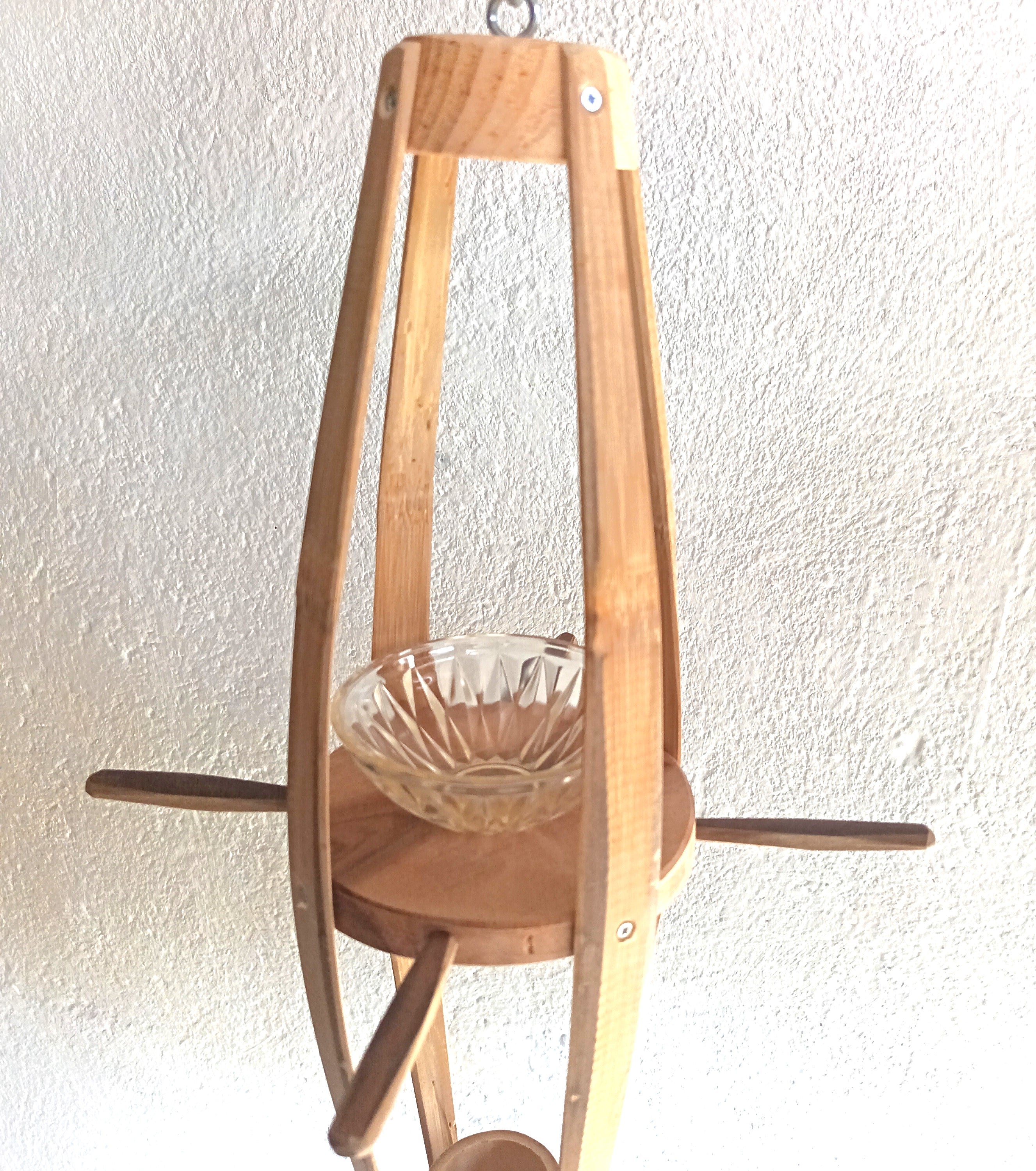 Harmonie Bambou – Mangeoire Artisanale Suspendue en Bois Naturel