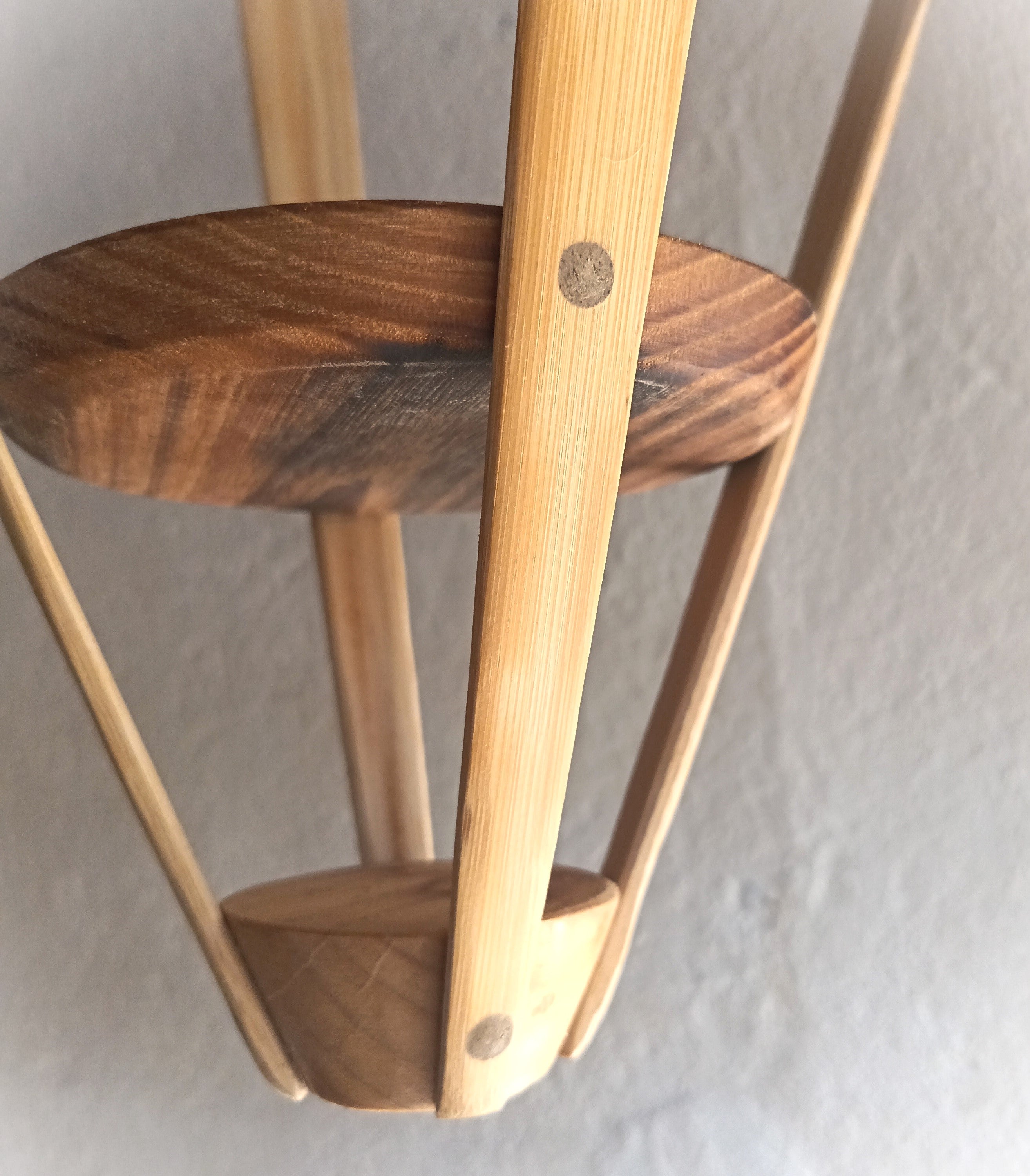 Suspension pour Plantes en Bois Design - H66cm x L37cm - S025