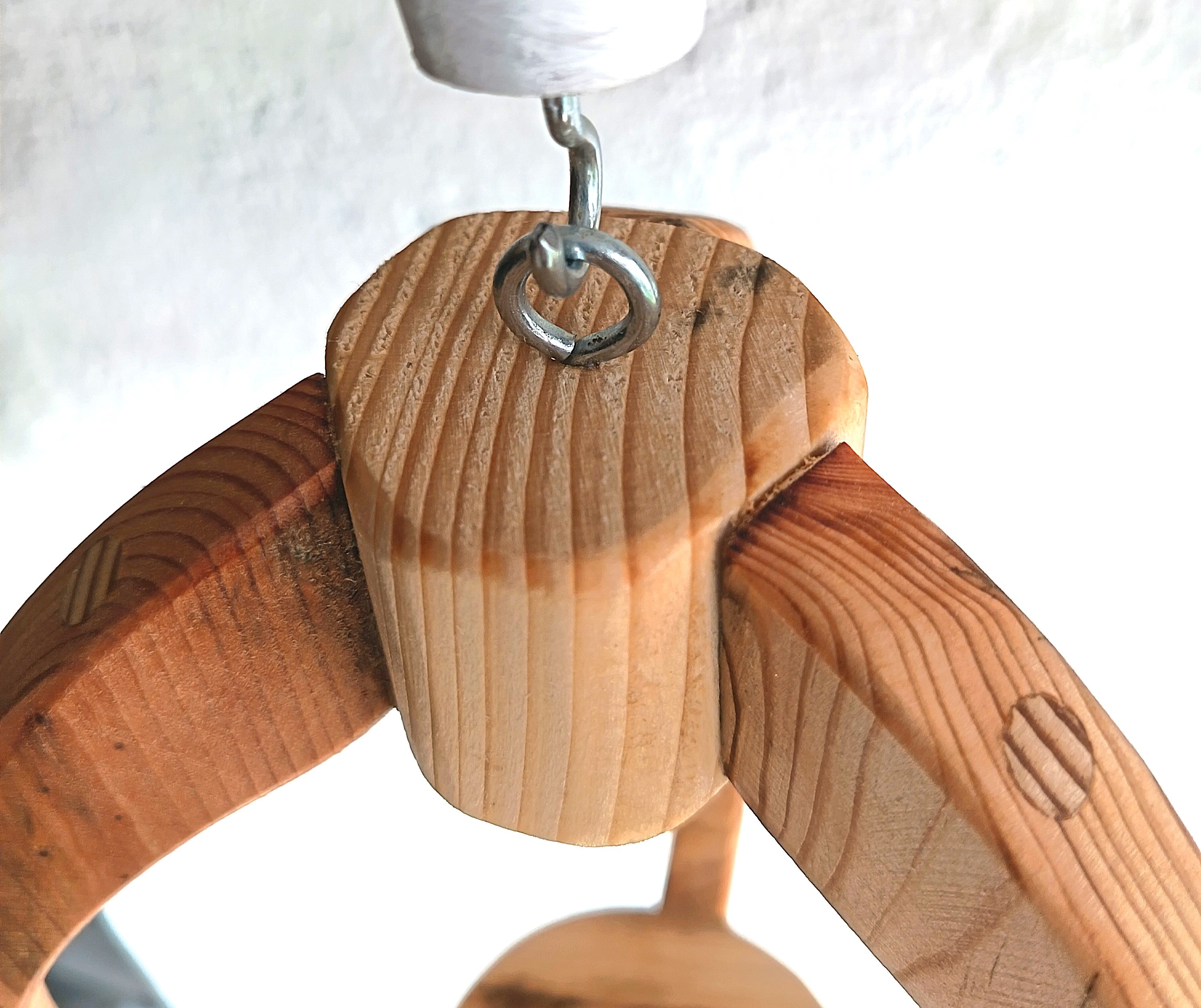 Suspension pour plantes en bois massif S037 - Design aérien - (H27cmxL18cm)