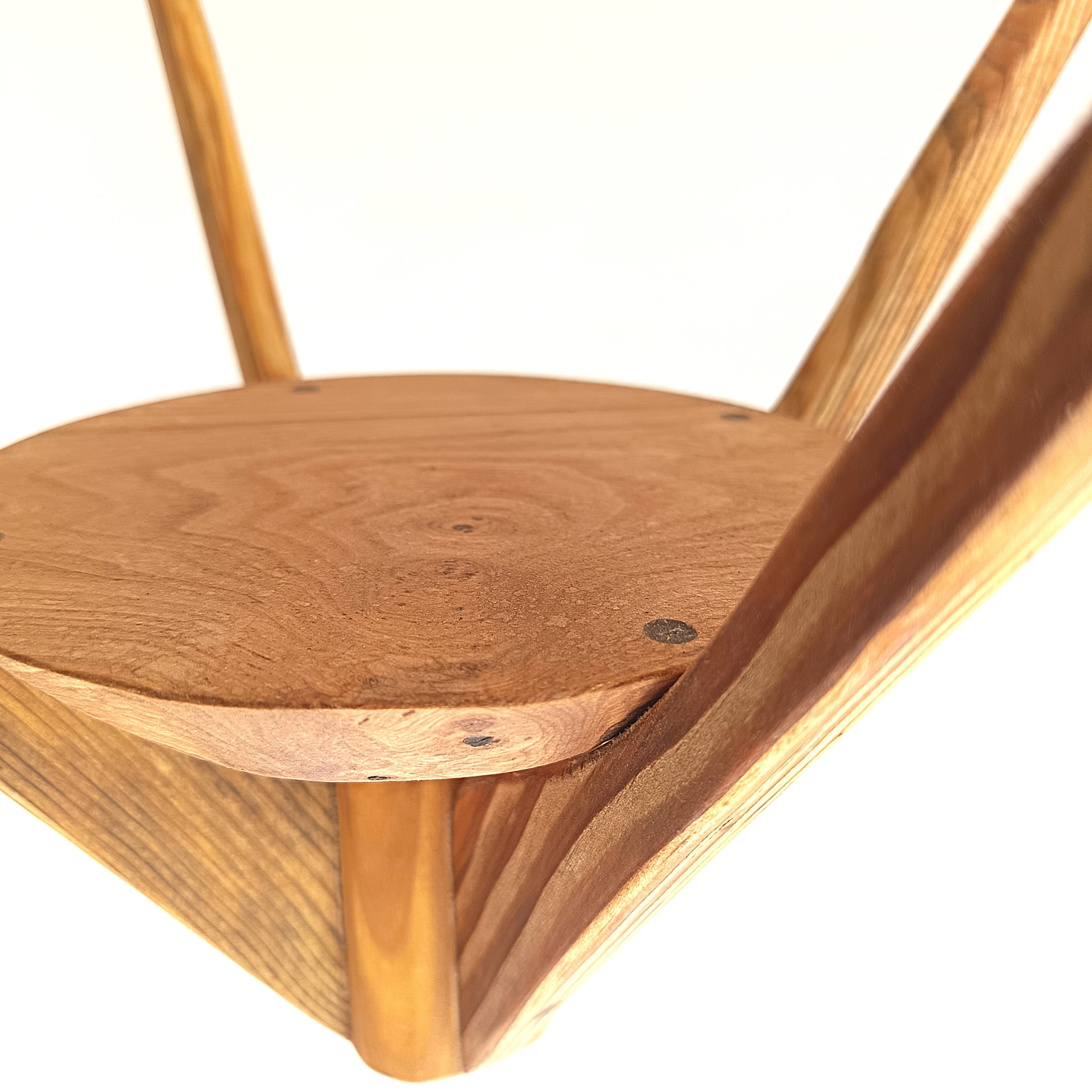 Suspension pour plantes en bois massif S045 - Design aérien - (H56cmxL48cm)