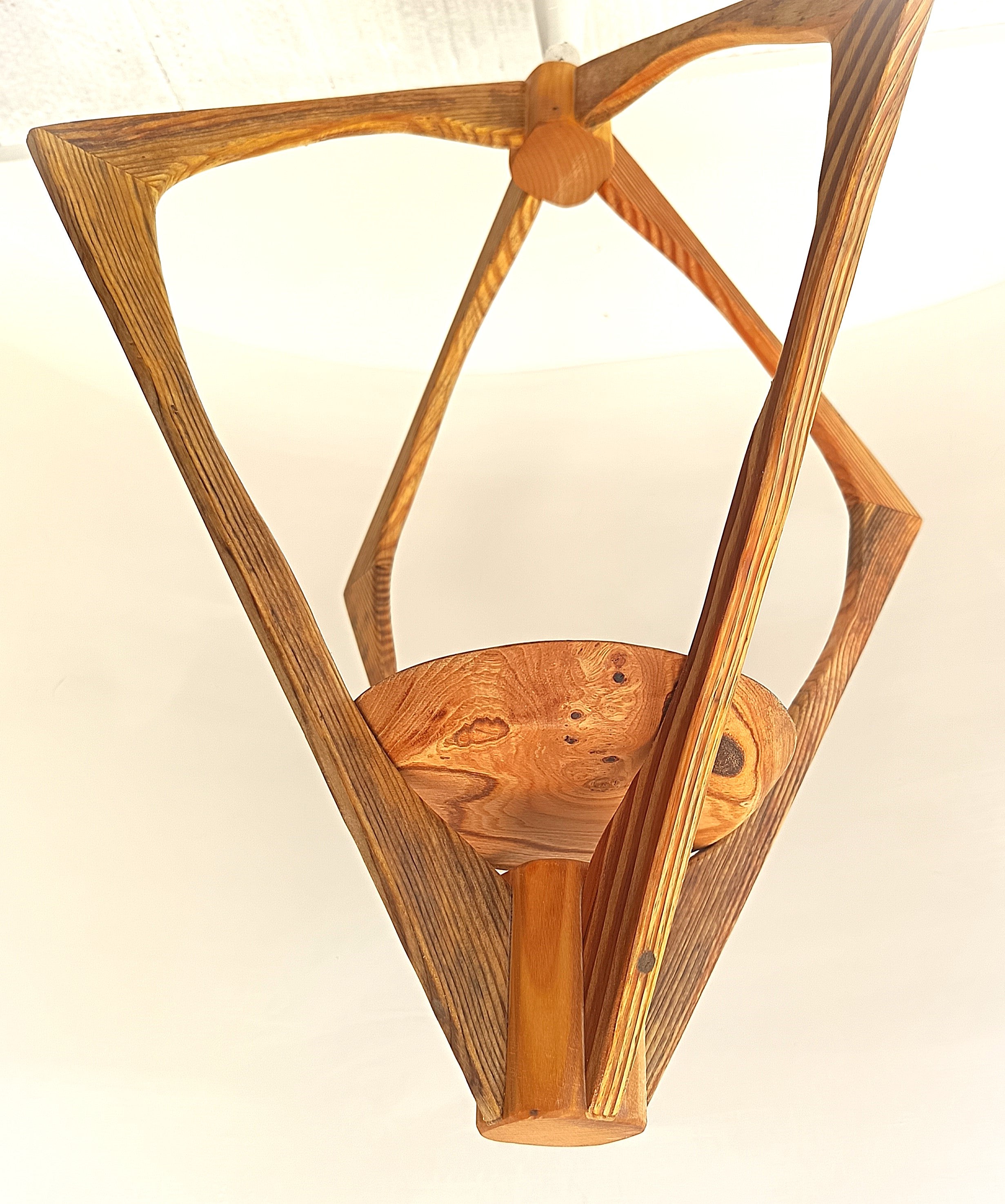 Suspension pour plantes en bois massif S045 - Design aérien - (H56cmxL48cm)