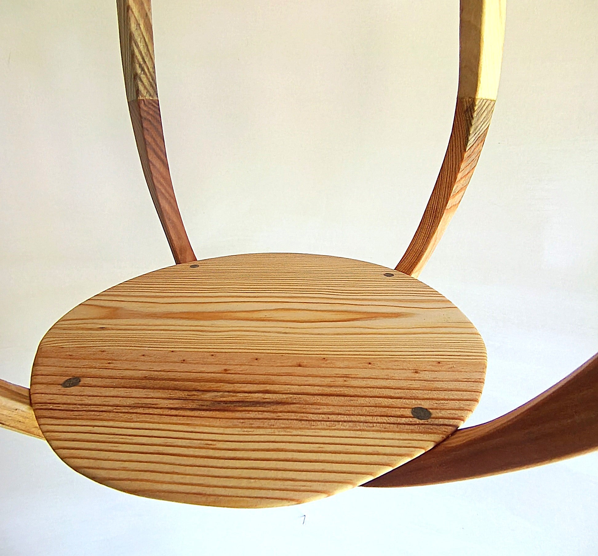 Suspension pour plantes en bois massif S047 - Design aérien - (H49cmxL36cm)