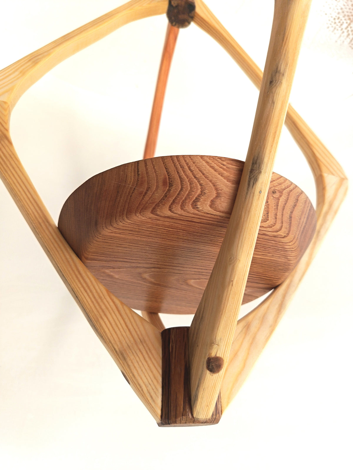 Suspension pour plantes en bois massif S053 - Design aérien - (H67cmxL40cm) Souffle des Bois