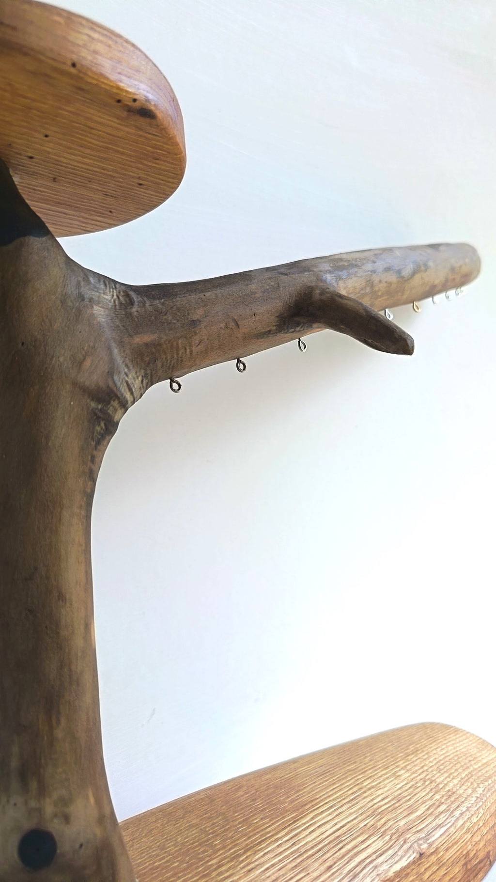 Support pour boucles d'oreilles sur pied - 10 attaches- Largeur 41cm - Hauteur 32cm Souffle des Bois